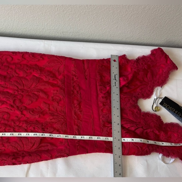 Tadashi Shoji Red Floral Lace Scalloped V Neck Formal Mini Dress Size 2P NWT - Picture 7 of 11